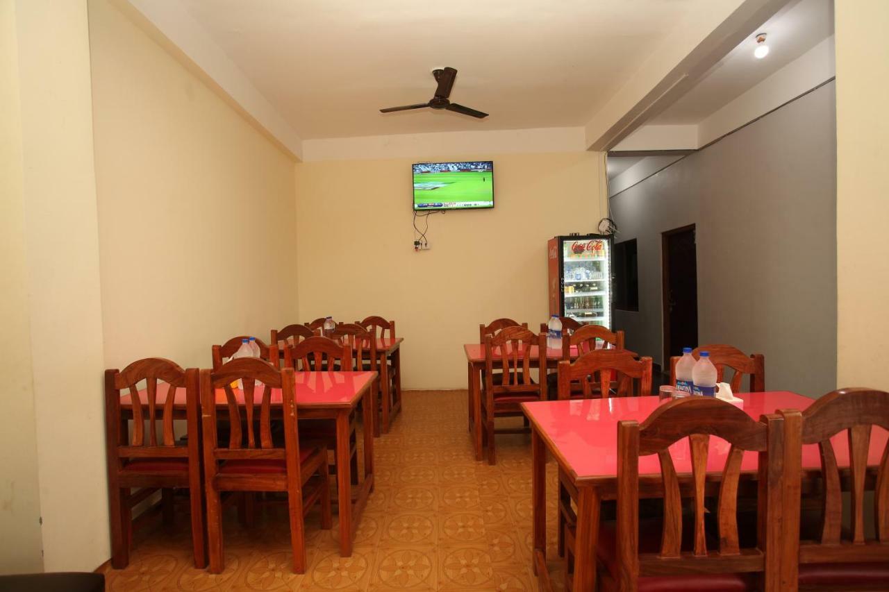 Spot On 503 Lisno Restaurant And Lodge Lumbini Exterior photo